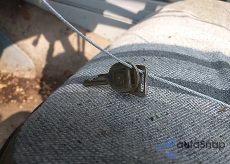 1982 Oldsmobile Cutlass from USA, damaged, VIN 1G3AK47B2CM446522